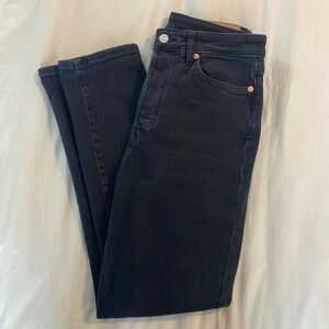 H&M Ultra High Waist Mom Jeans